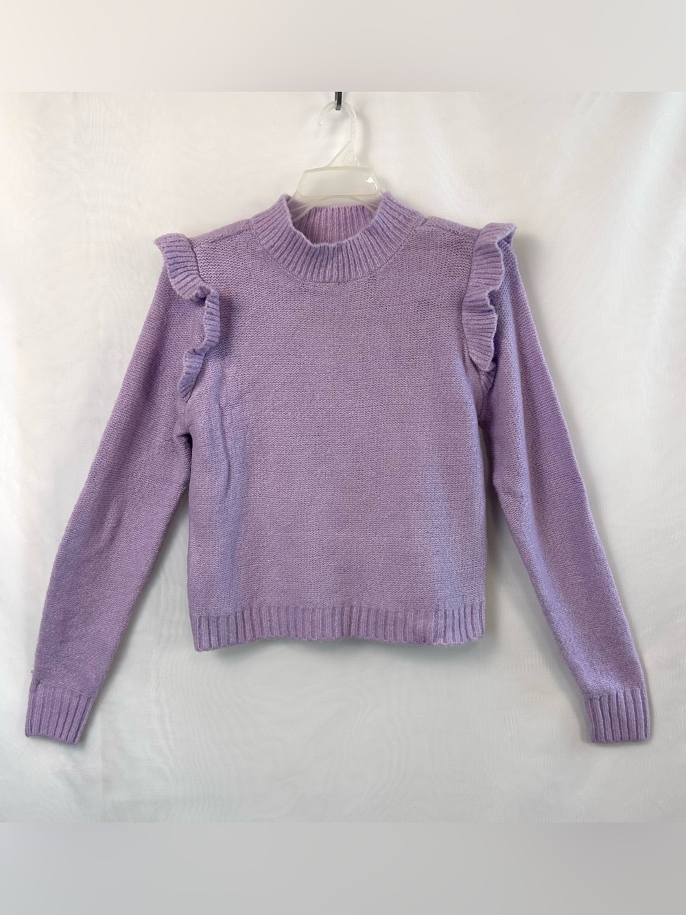 Women's Lavender Mock Neck Ruffle Sleeve Crop Sweater / large